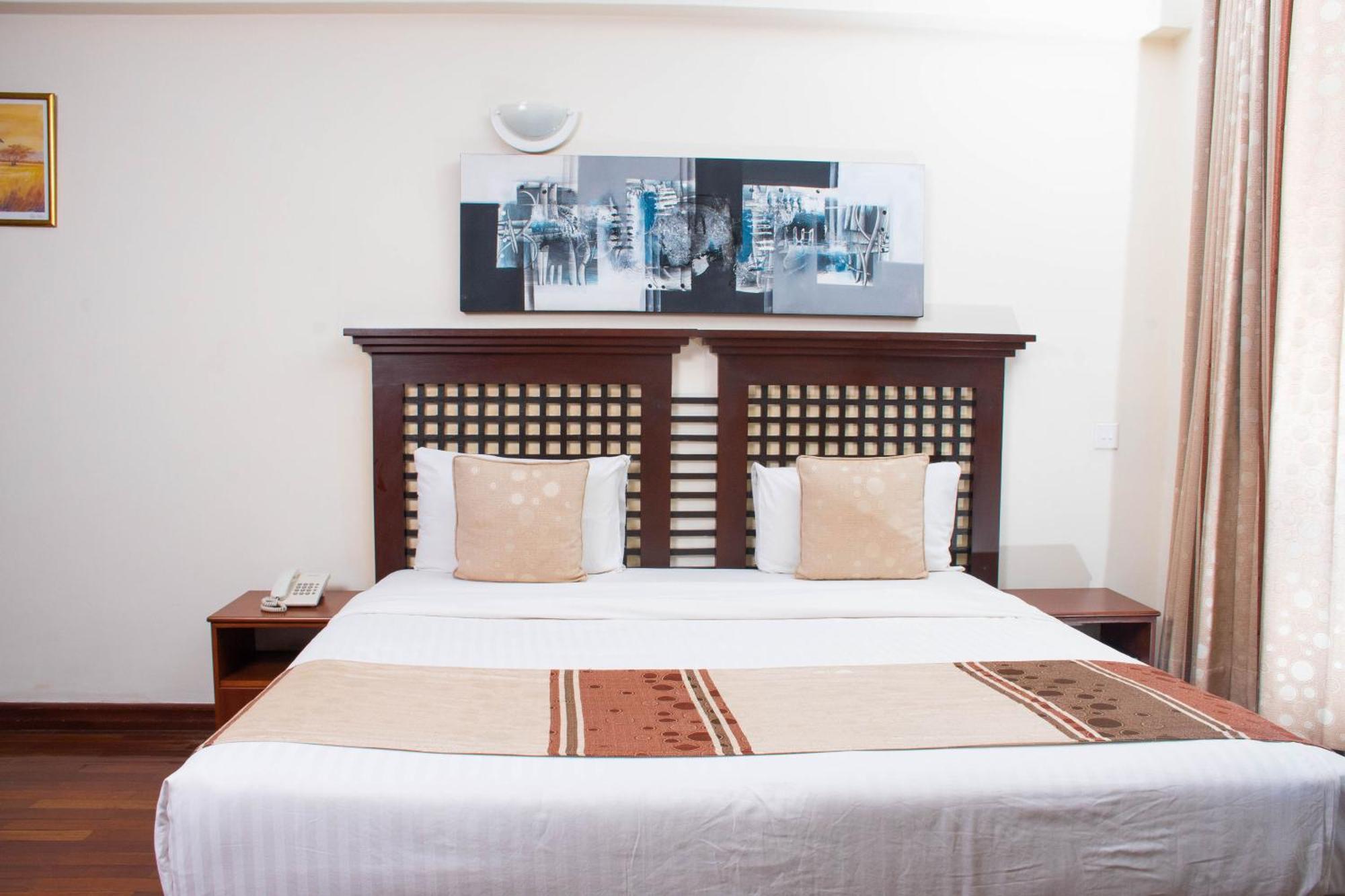 Cranes Suites Hotel Kitale Exterior foto
